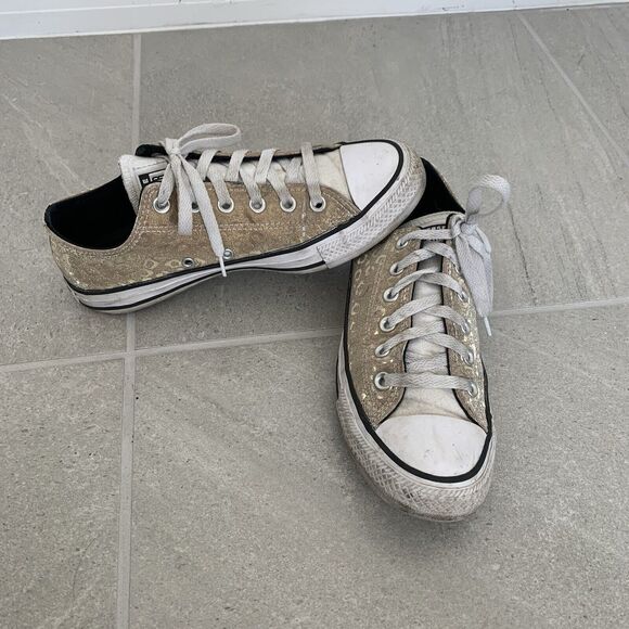 Converse Shoes - Shimmery Gold Leopard Print Chuck Taylor Converse Low Rise Size 8